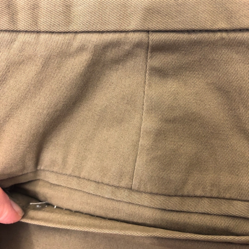NWT Old Navy Brown Pleated Shorts - Picture 6 of 7